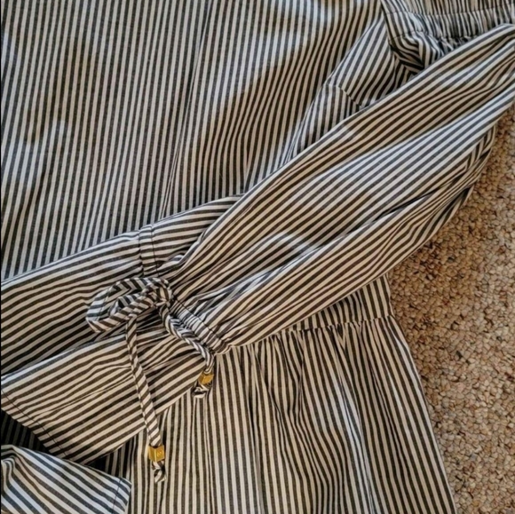 MICHAEL KORS Striped Gray and White Cold Shoulder Top Size L - Picture 2 of 2